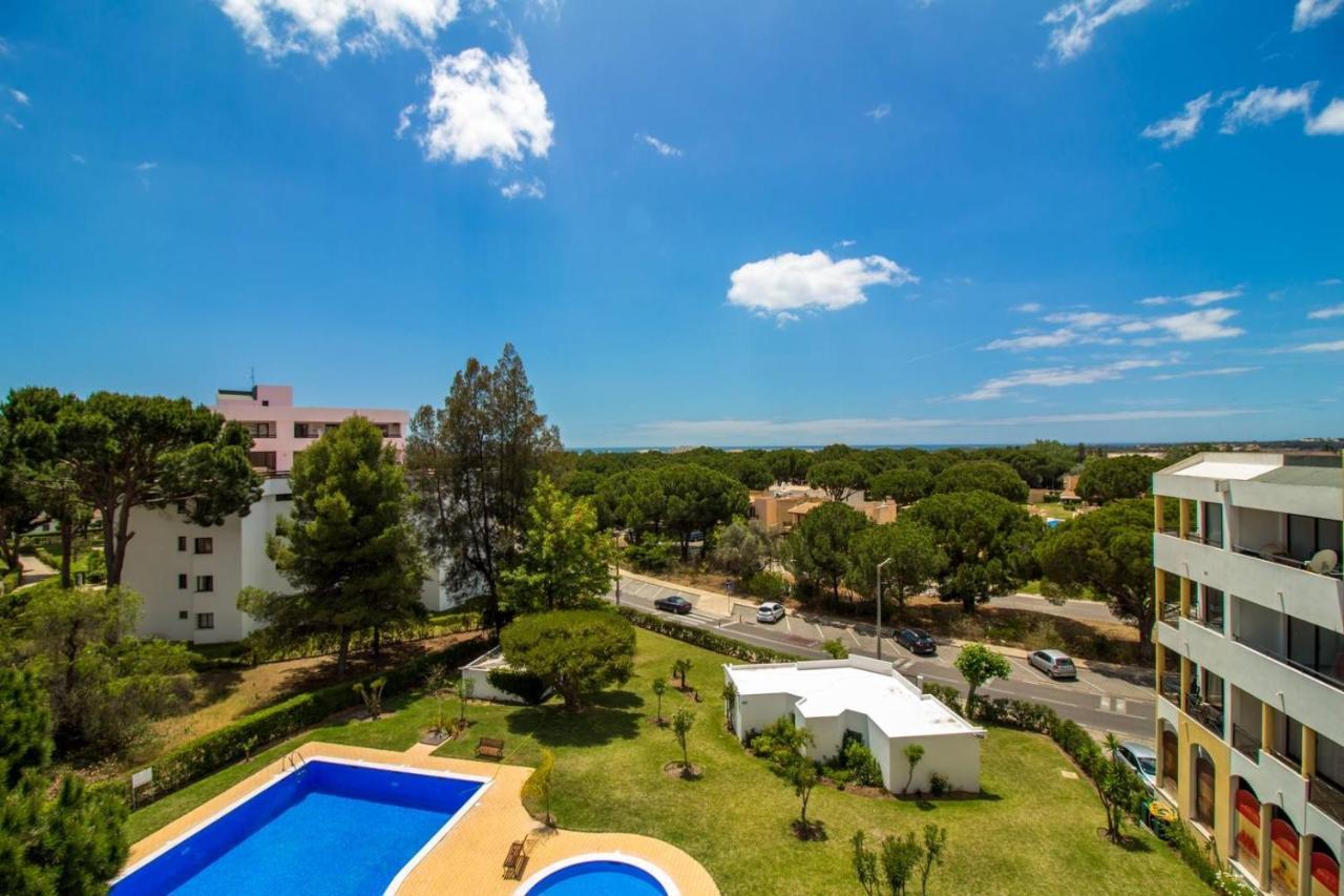 Modern Top Floor Apartment 60M2 - Balcony With Pool & Sea View - Vilamoura Exterior photo