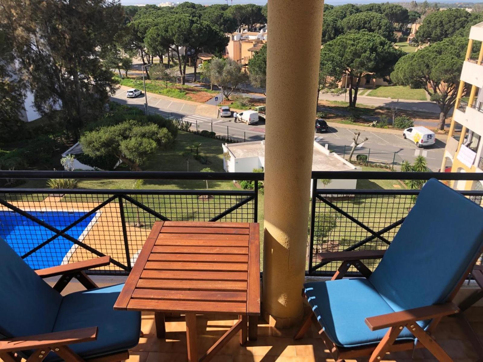 Modern Top Floor Apartment 60M2 - Balcony With Pool & Sea View - Vilamoura Exterior photo